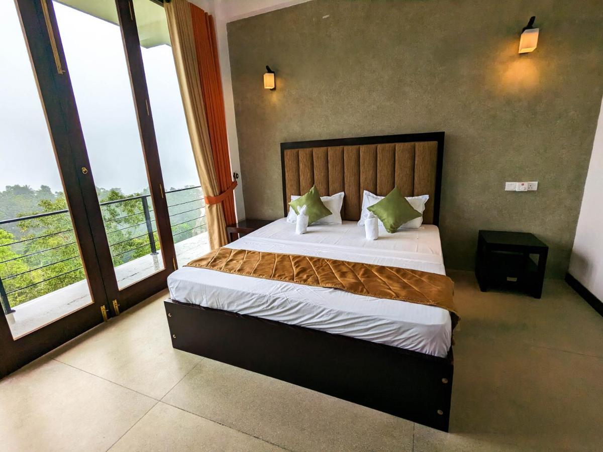 The Aurelia Hotel Gampola Eksteriør billede