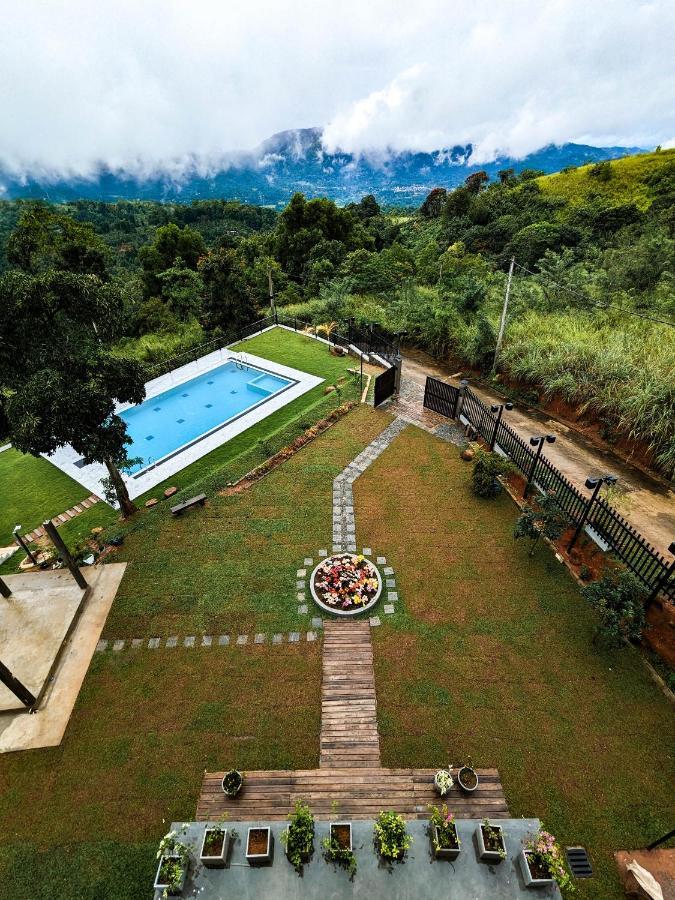 The Aurelia Hotel Gampola Eksteriør billede