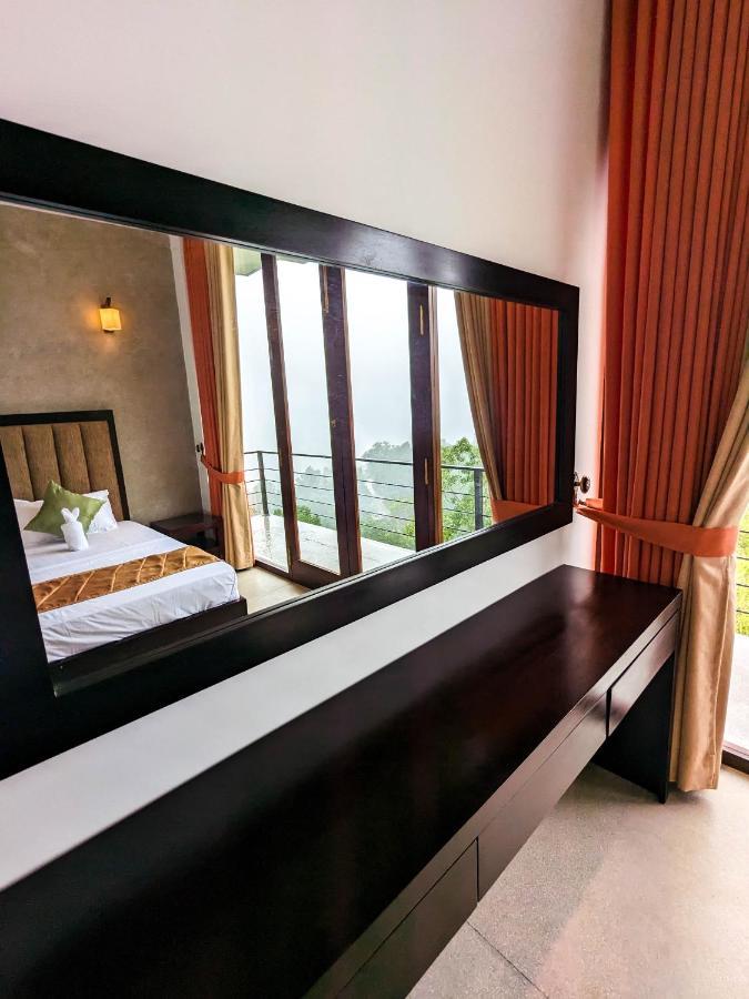 The Aurelia Hotel Gampola Eksteriør billede